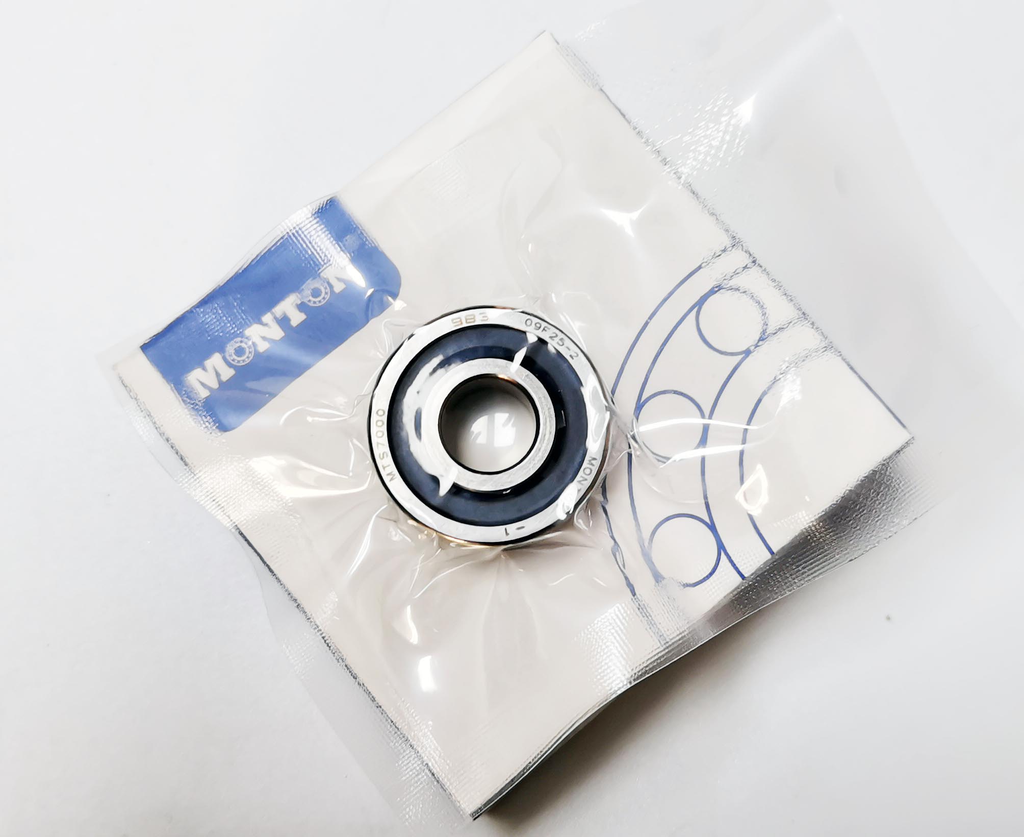 MTS7000  hybrid bearings for extreme application conditions 